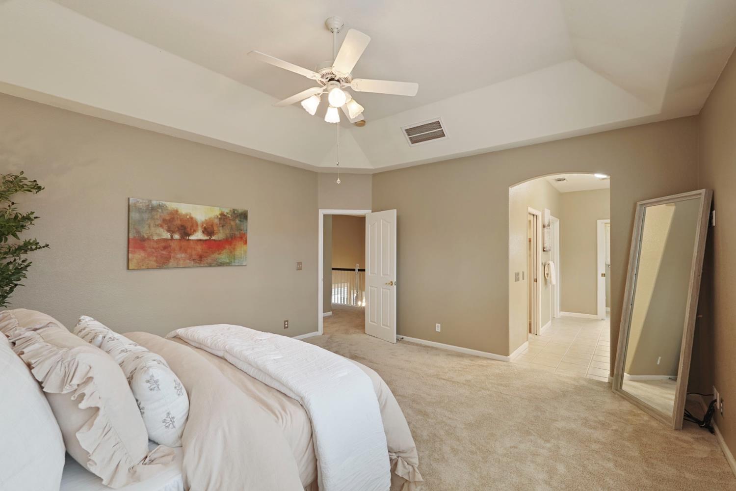 2501 Leonatus Ave, Modesto, CA 95355