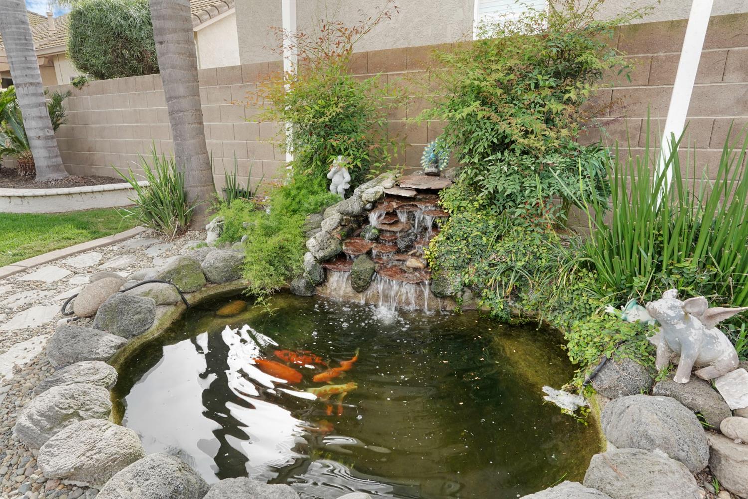 2501 Leonatus Ave, Modesto, CA 95355