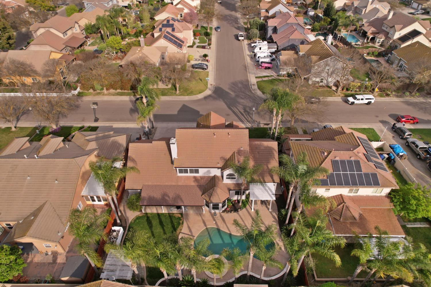 2501 Leonatus Ave, Modesto, CA 95355