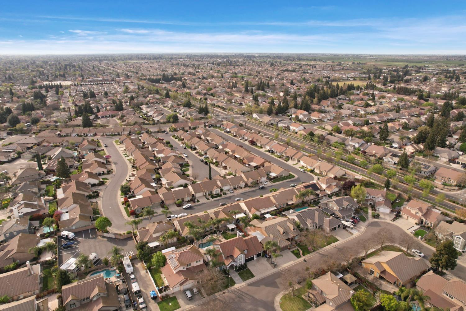 2501 Leonatus Ave, Modesto, CA 95355