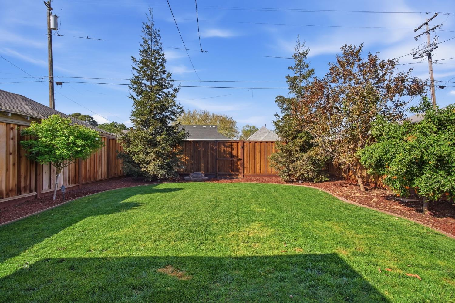 1029 Main St, Newman, CA 95360