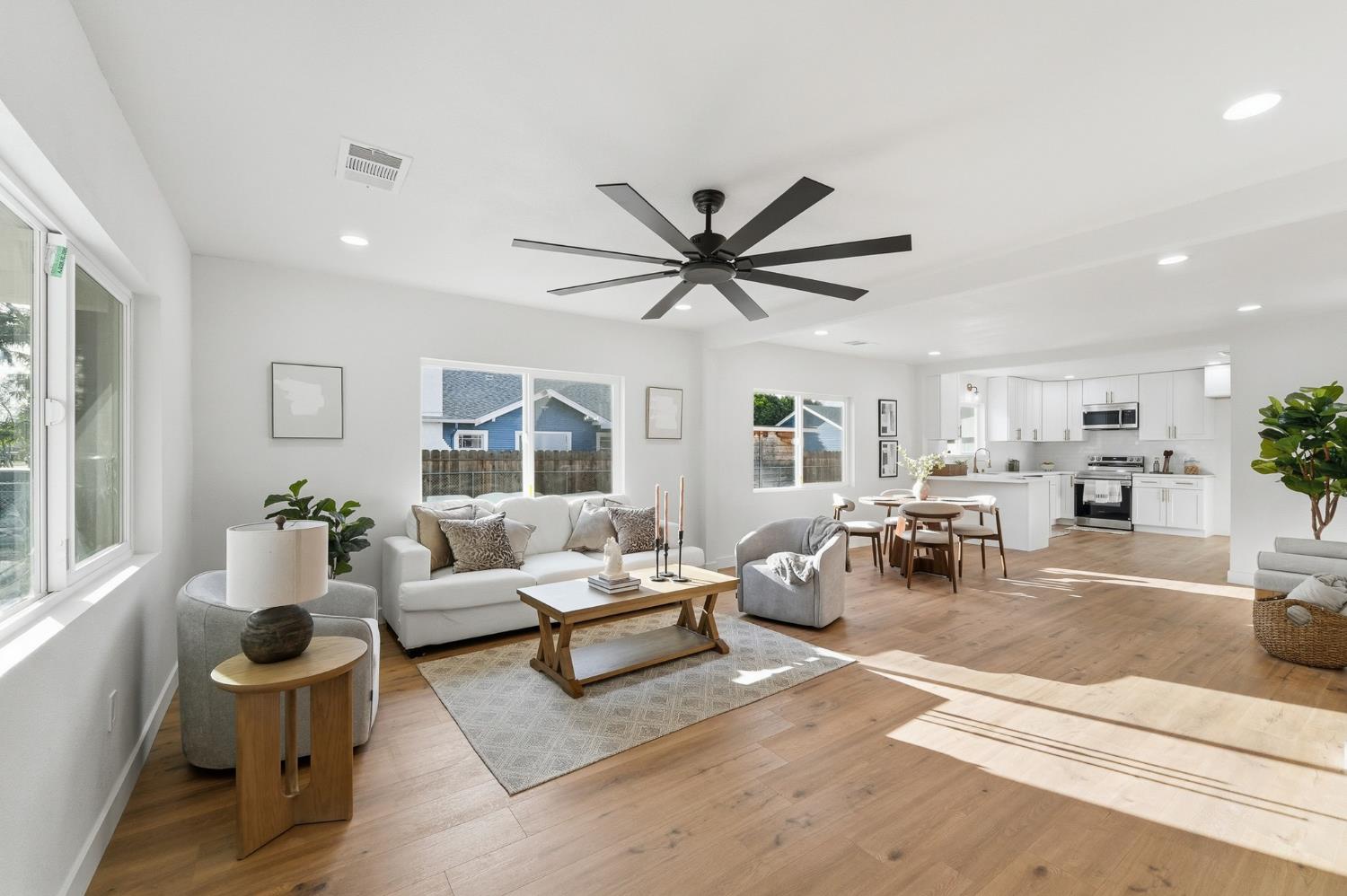 430 Laurel Ave, Modesto, CA 95351