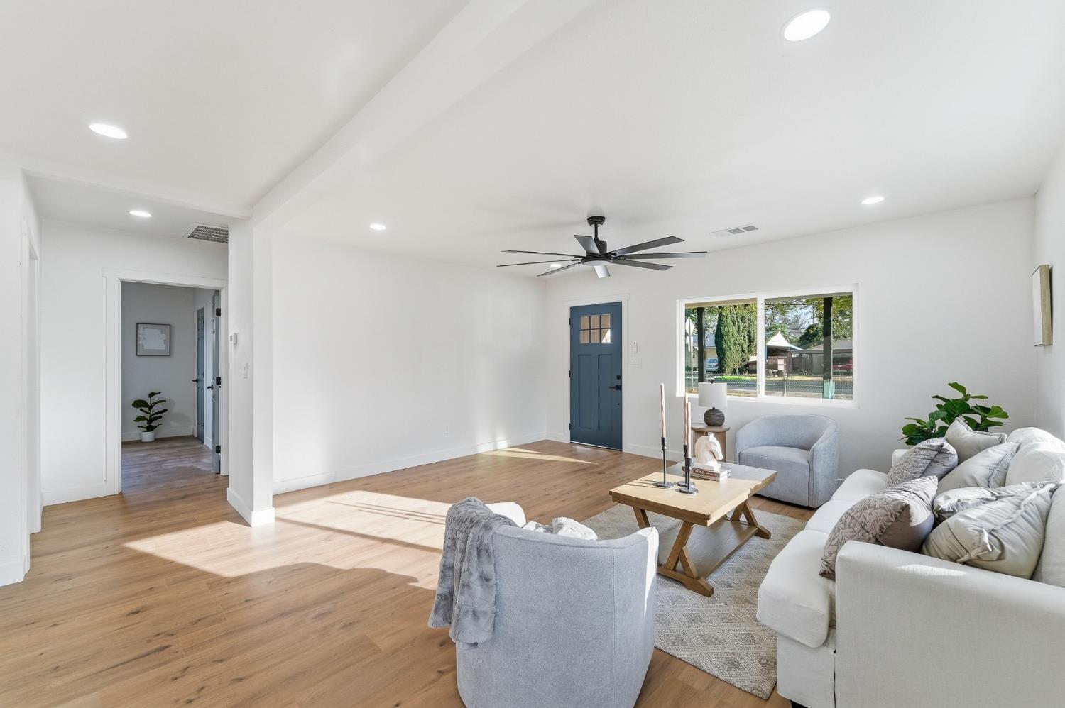 430 Laurel Ave, Modesto, CA 95351