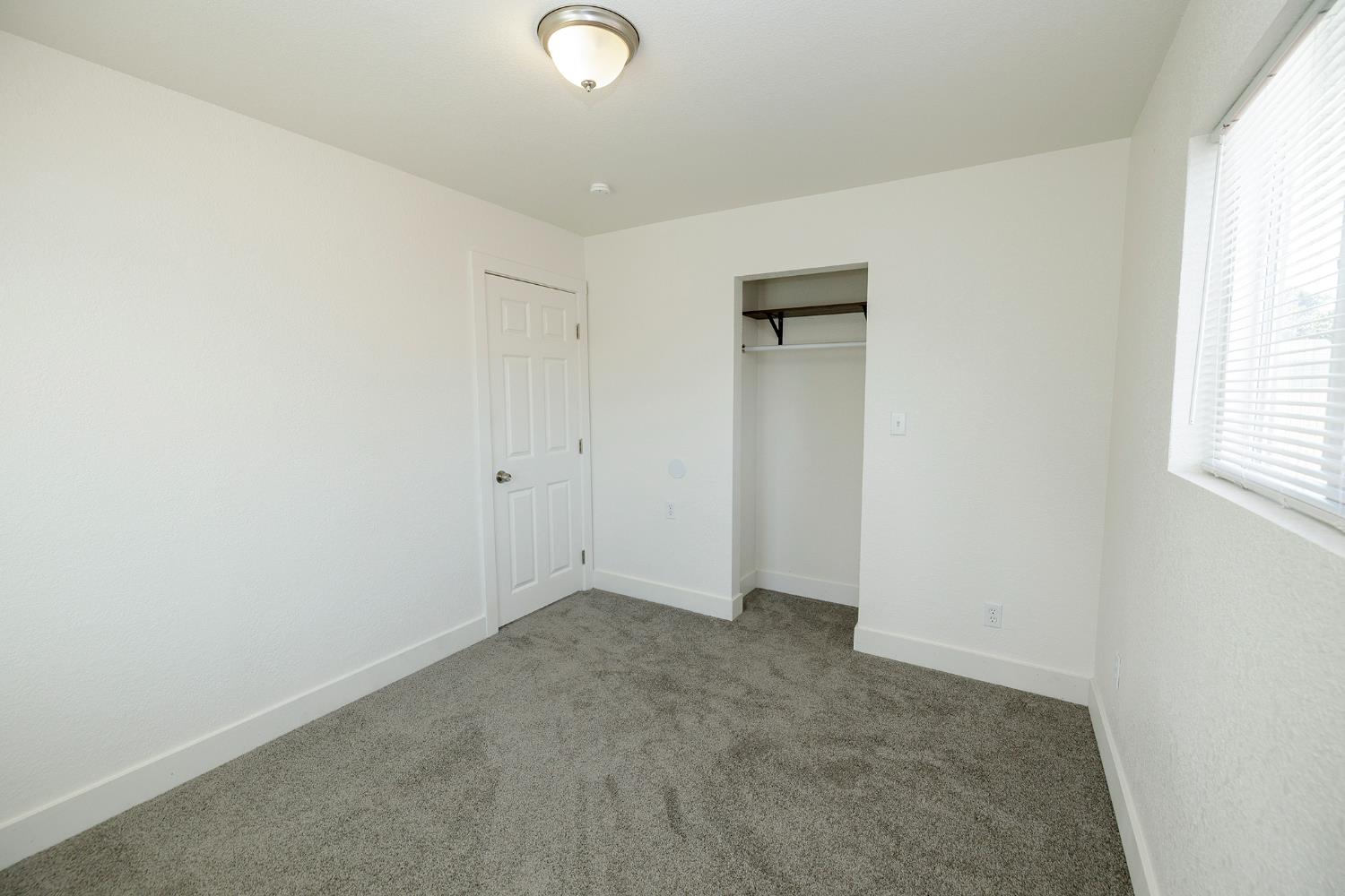 403 Stockton St, Manteca, CA 95337