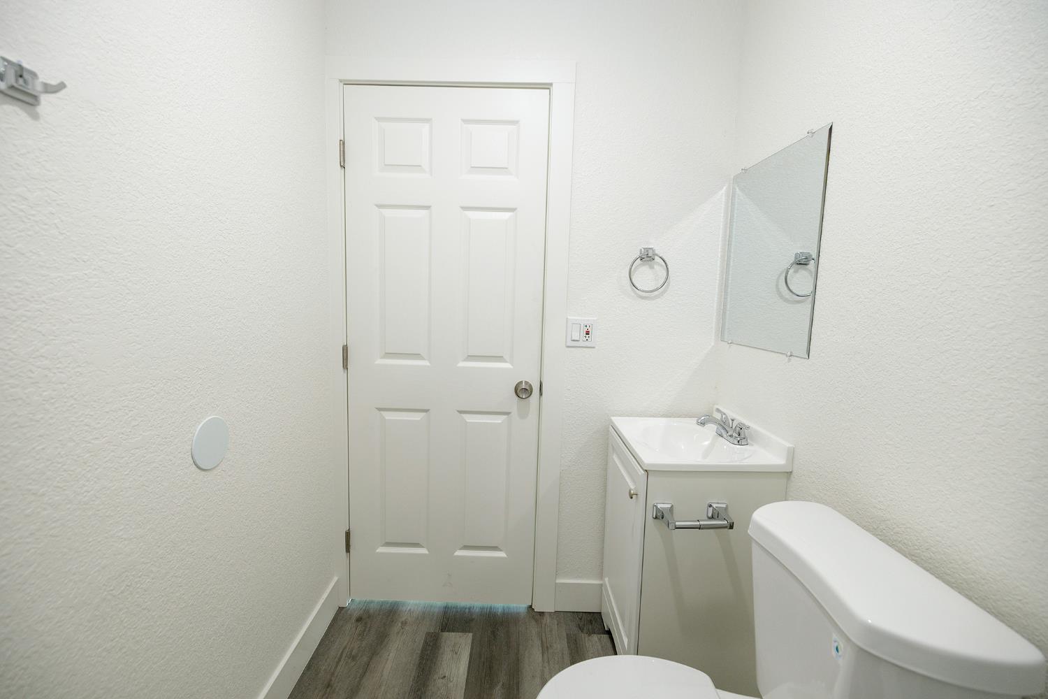 403 Stockton St, Manteca, CA 95337