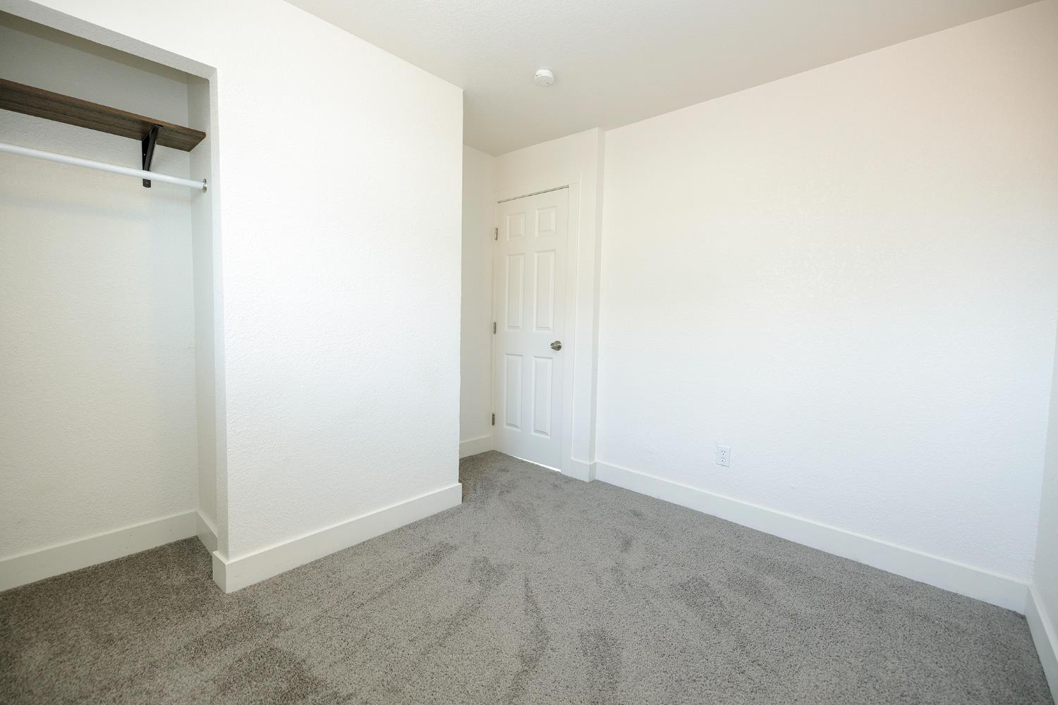 403 Stockton St, Manteca, CA 95337