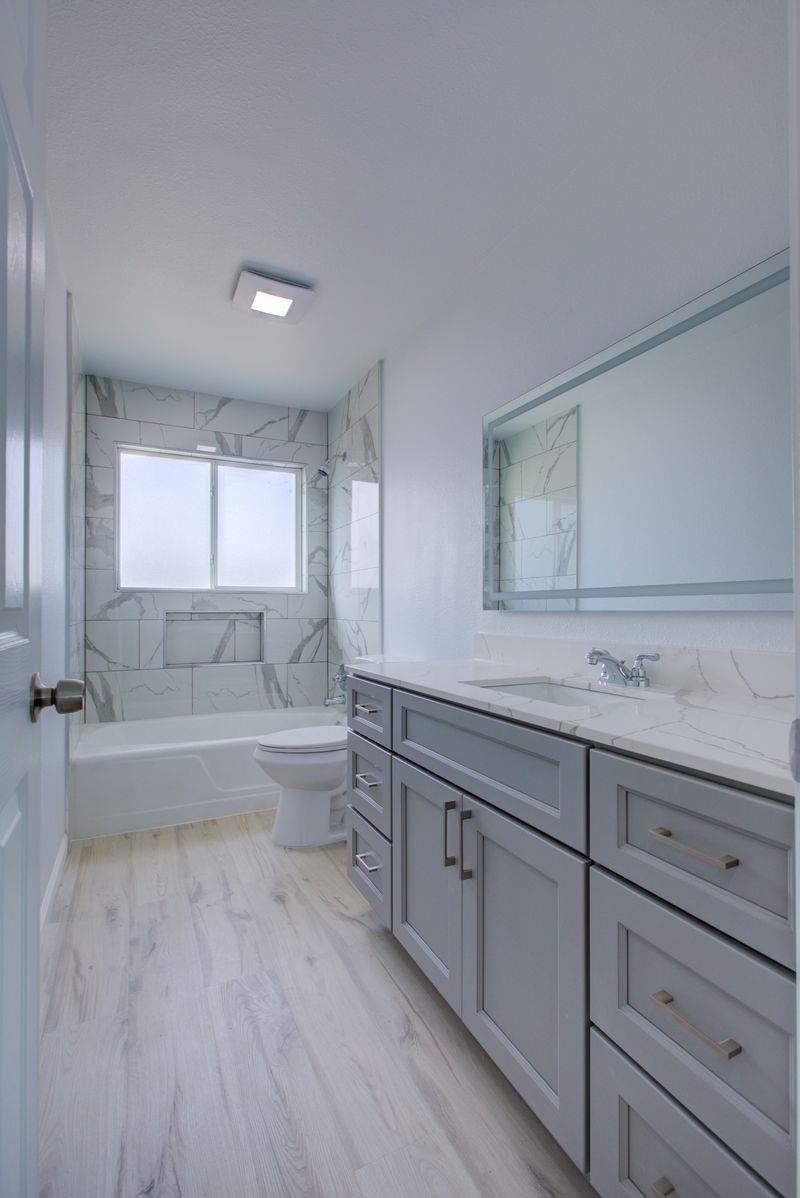 1111 Richland Ave, Modesto, CA 95351