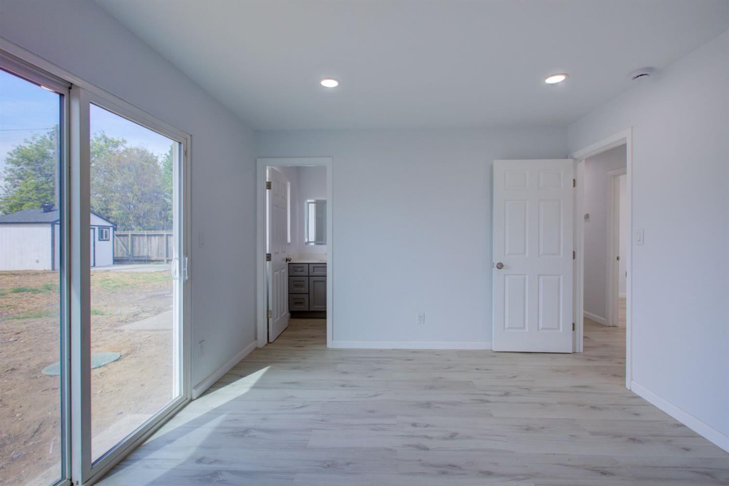 1111 Richland Ave, Modesto, CA 95351