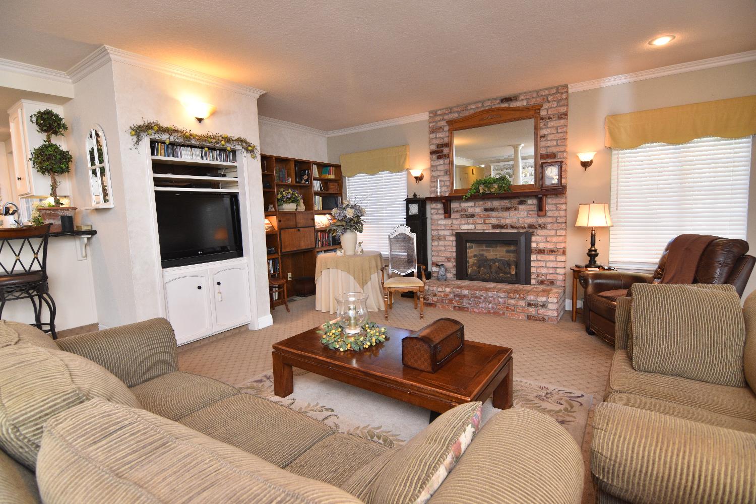 1701 Sylvia Ct, Turlock, CA 95382