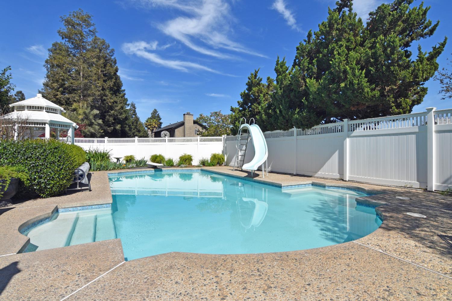 1701 Sylvia Ct, Turlock, CA 95382