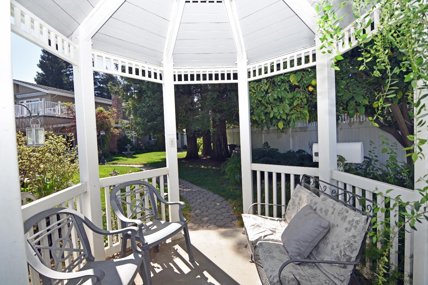 1701 Sylvia Ct, Turlock, CA 95382