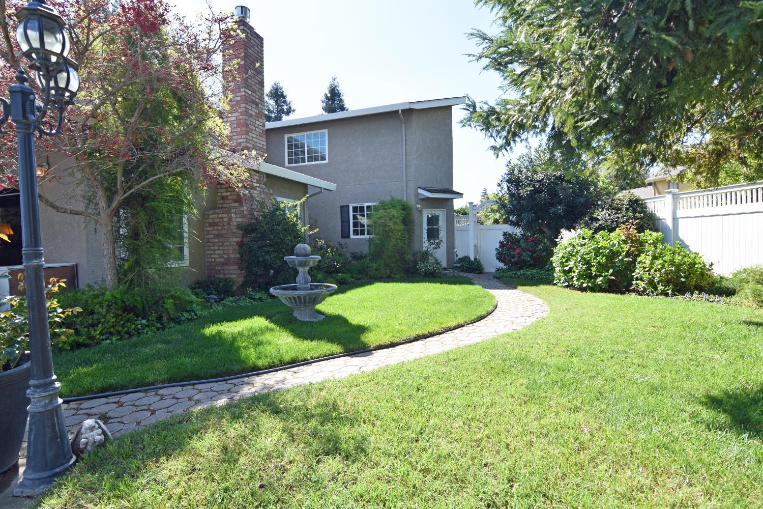 1701 Sylvia Ct, Turlock, CA 95382