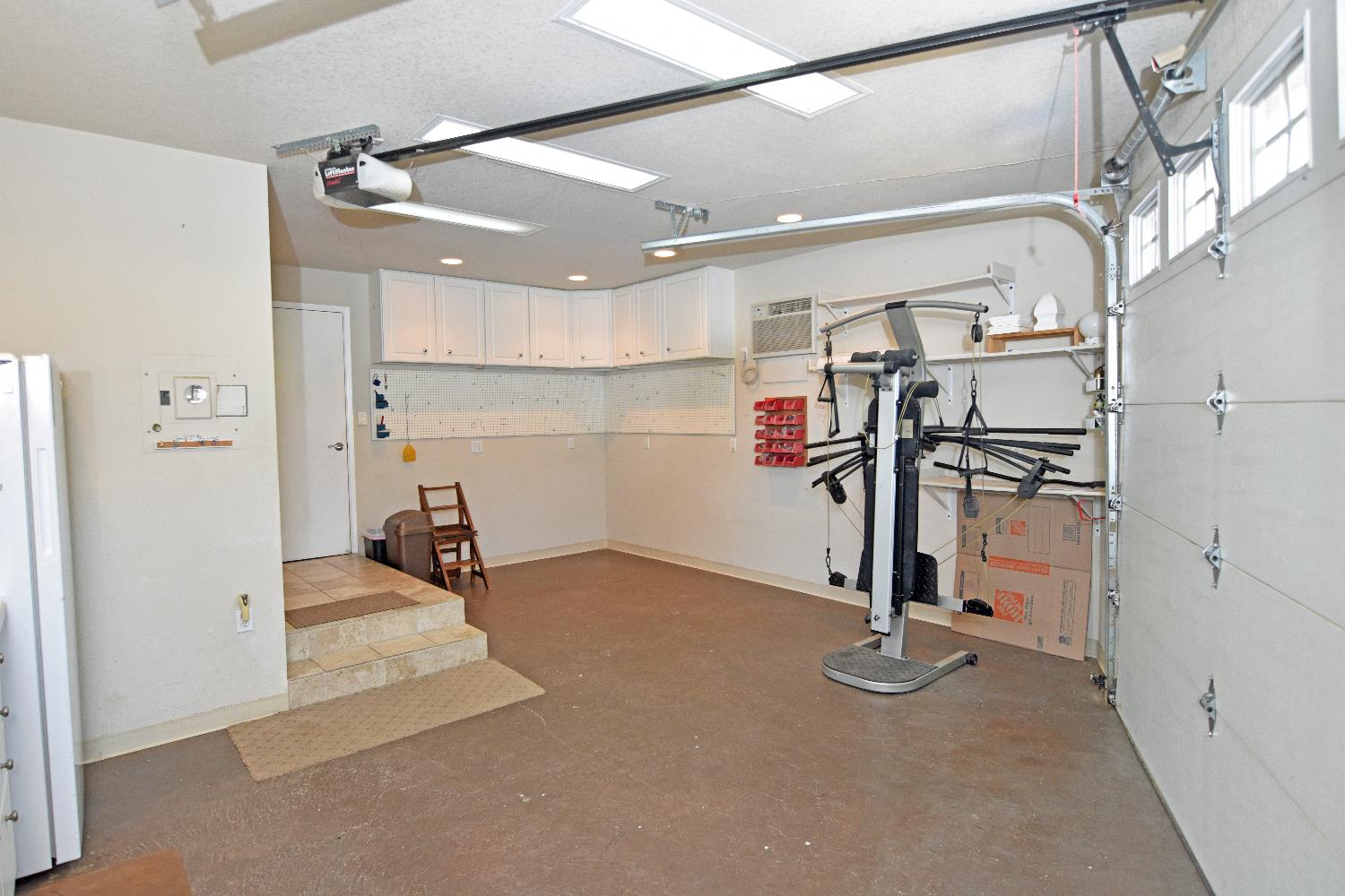 1701 Sylvia Ct, Turlock, CA 95382