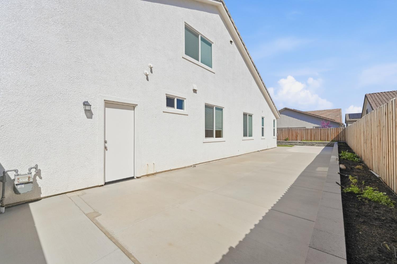 4376 Icon Ave, Modesto, CA 95356