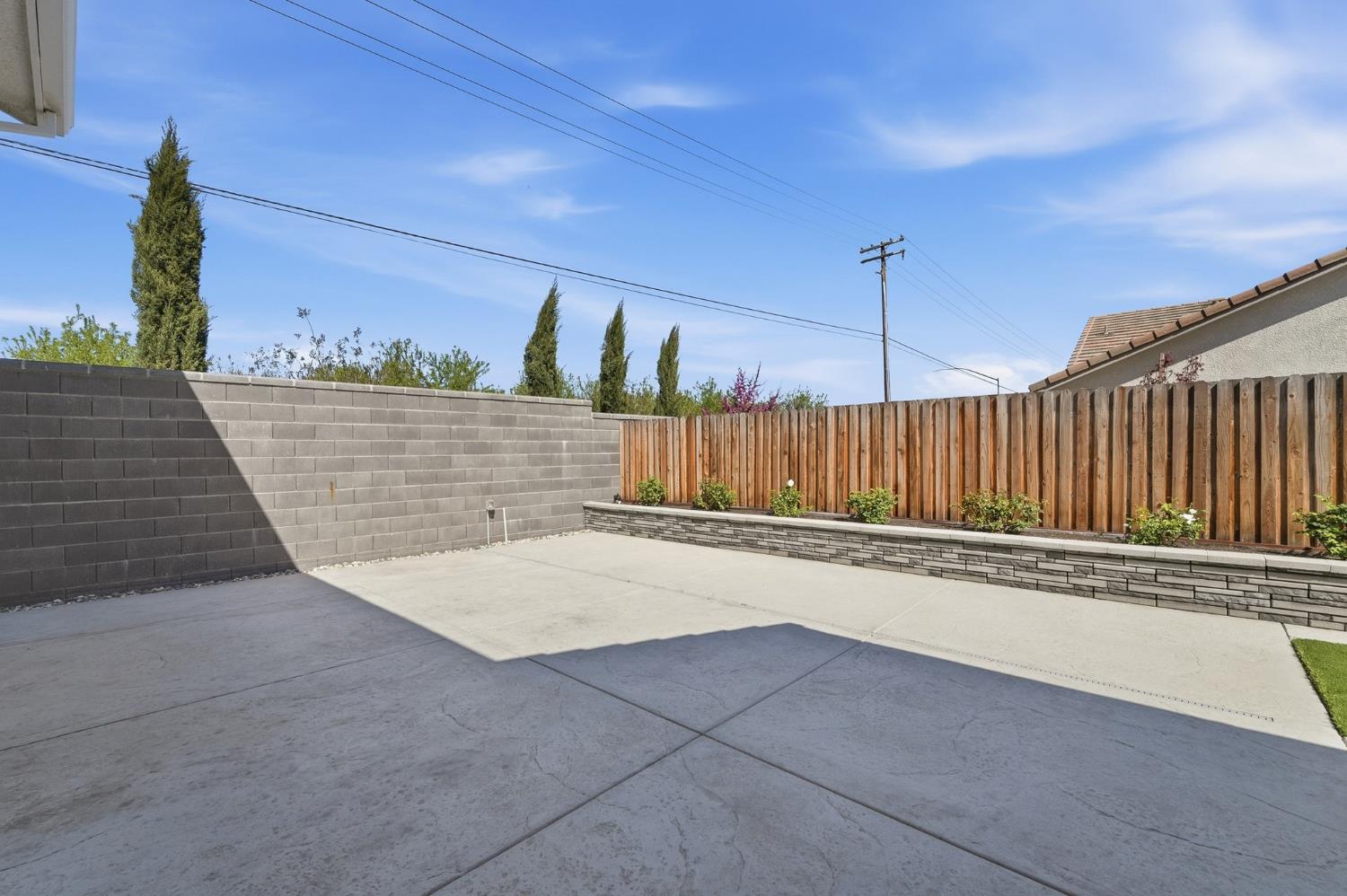 4376 Icon Ave, Modesto, CA 95356
