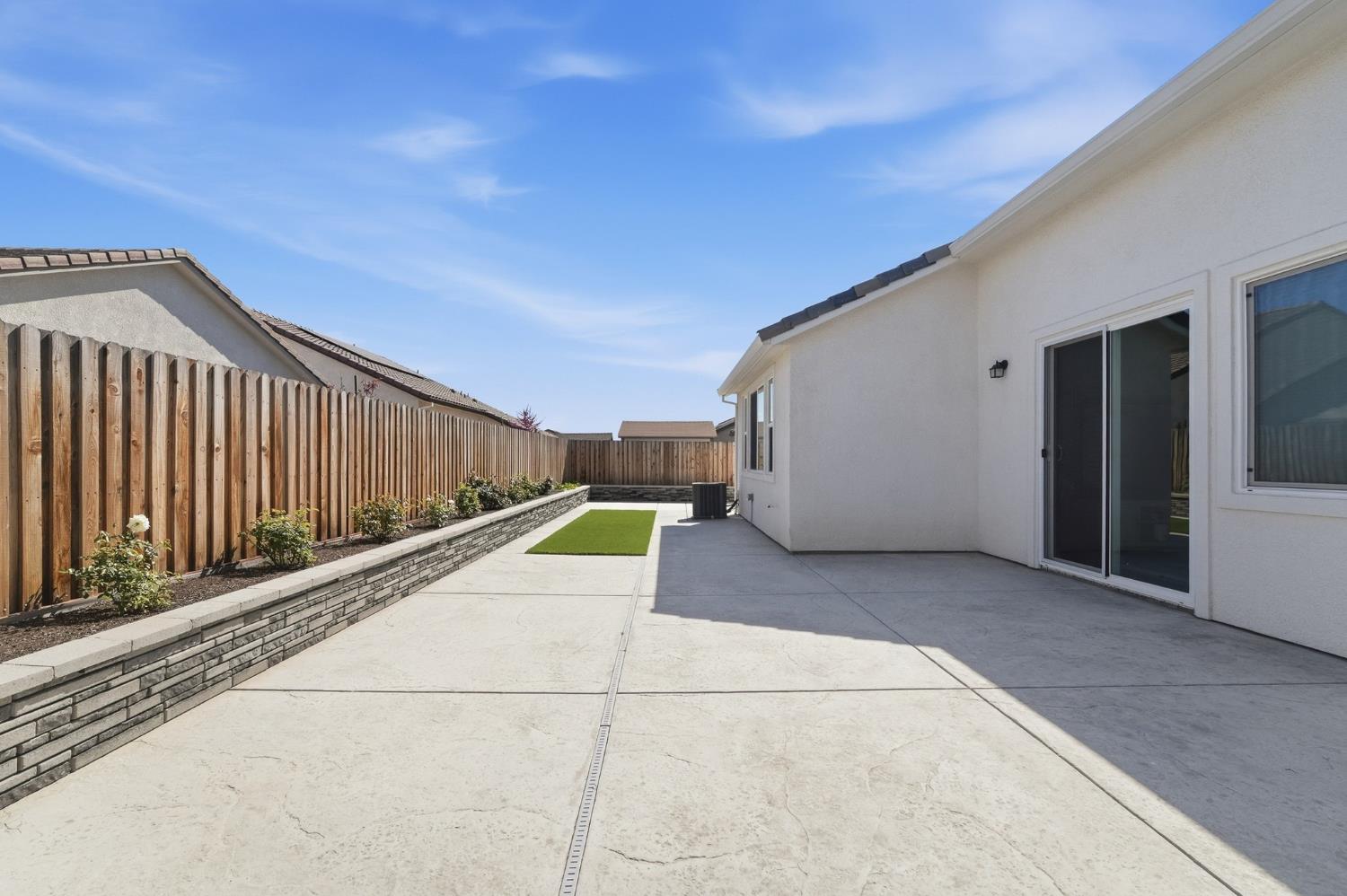 4376 Icon Ave, Modesto, CA 95356