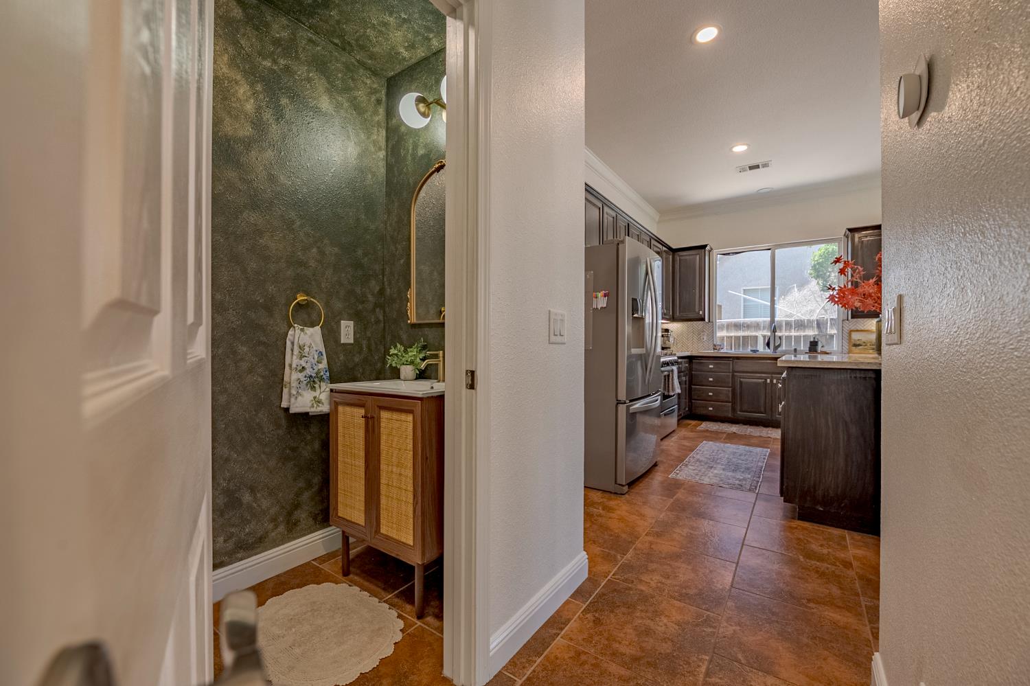 1833 La Quinta Ct, Merced, CA 95340