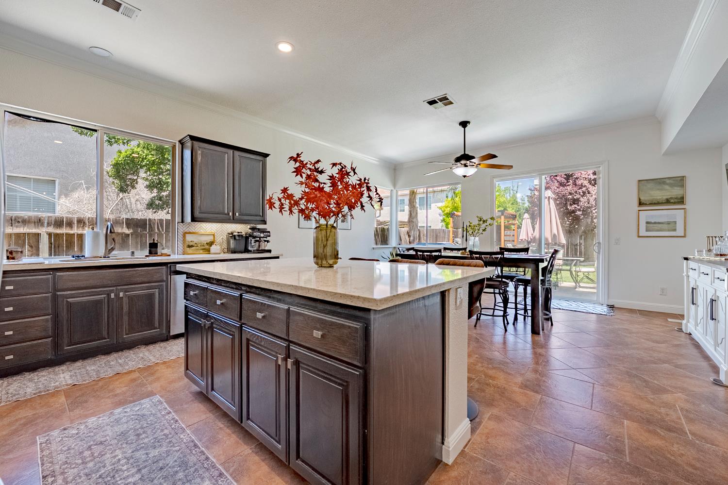 1833 La Quinta Ct, Merced, CA 95340