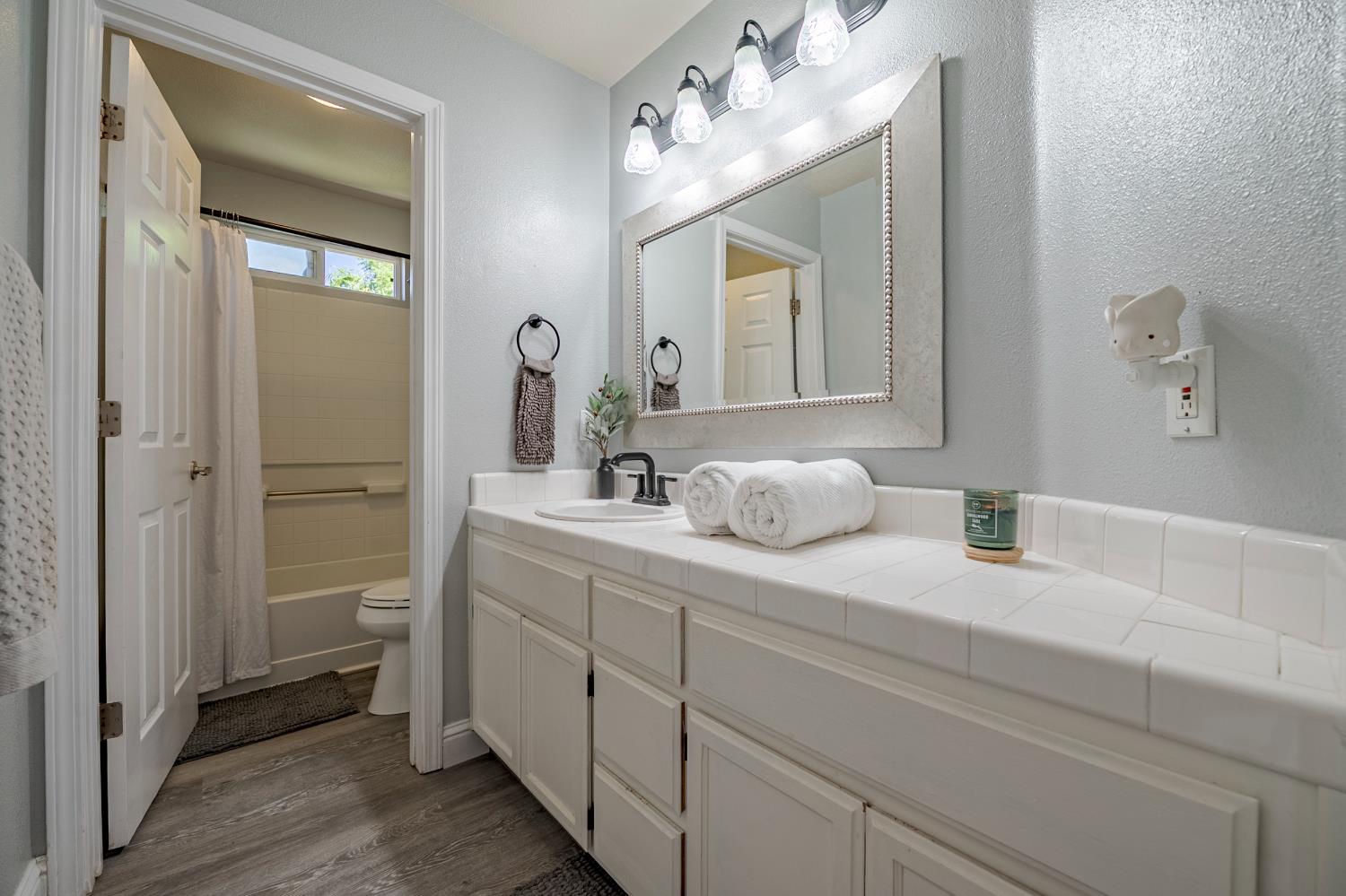 1833 La Quinta Ct, Merced, CA 95340