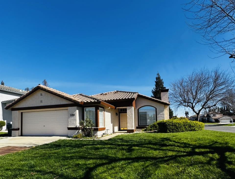 1080 Ruess Rd, Ripon, CA 95366