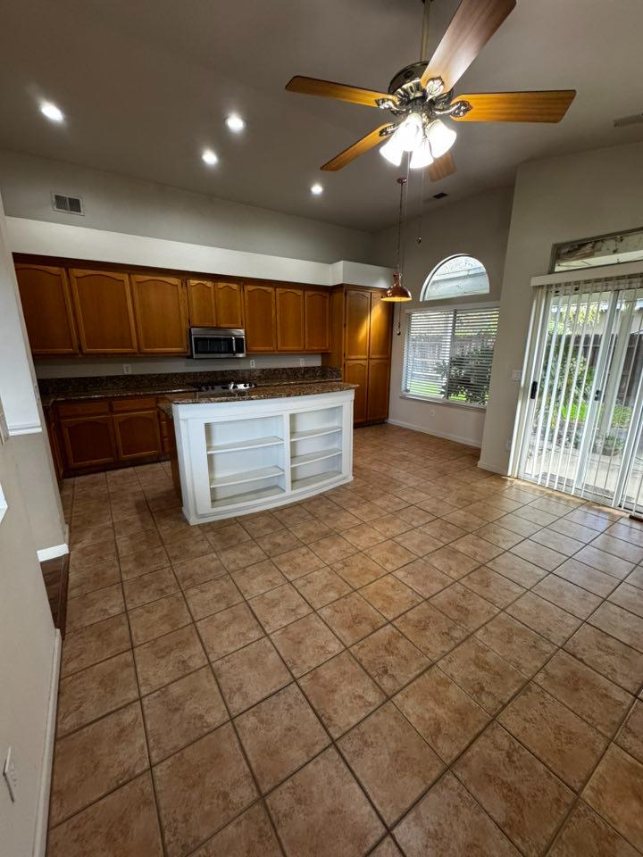 1080 Ruess Rd, Ripon, CA 95366