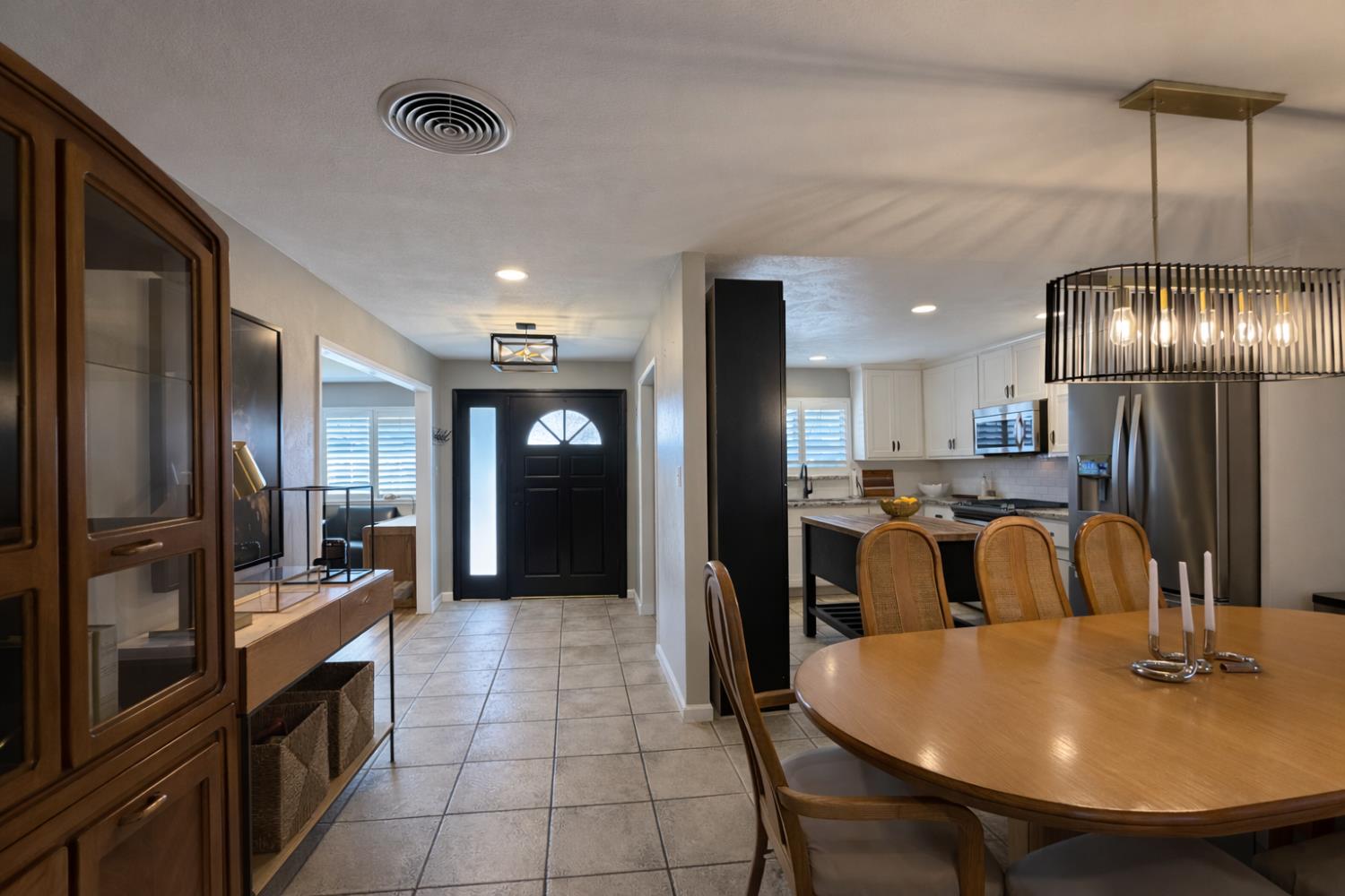 1029 Ventura Dr, Modesto, CA 95350