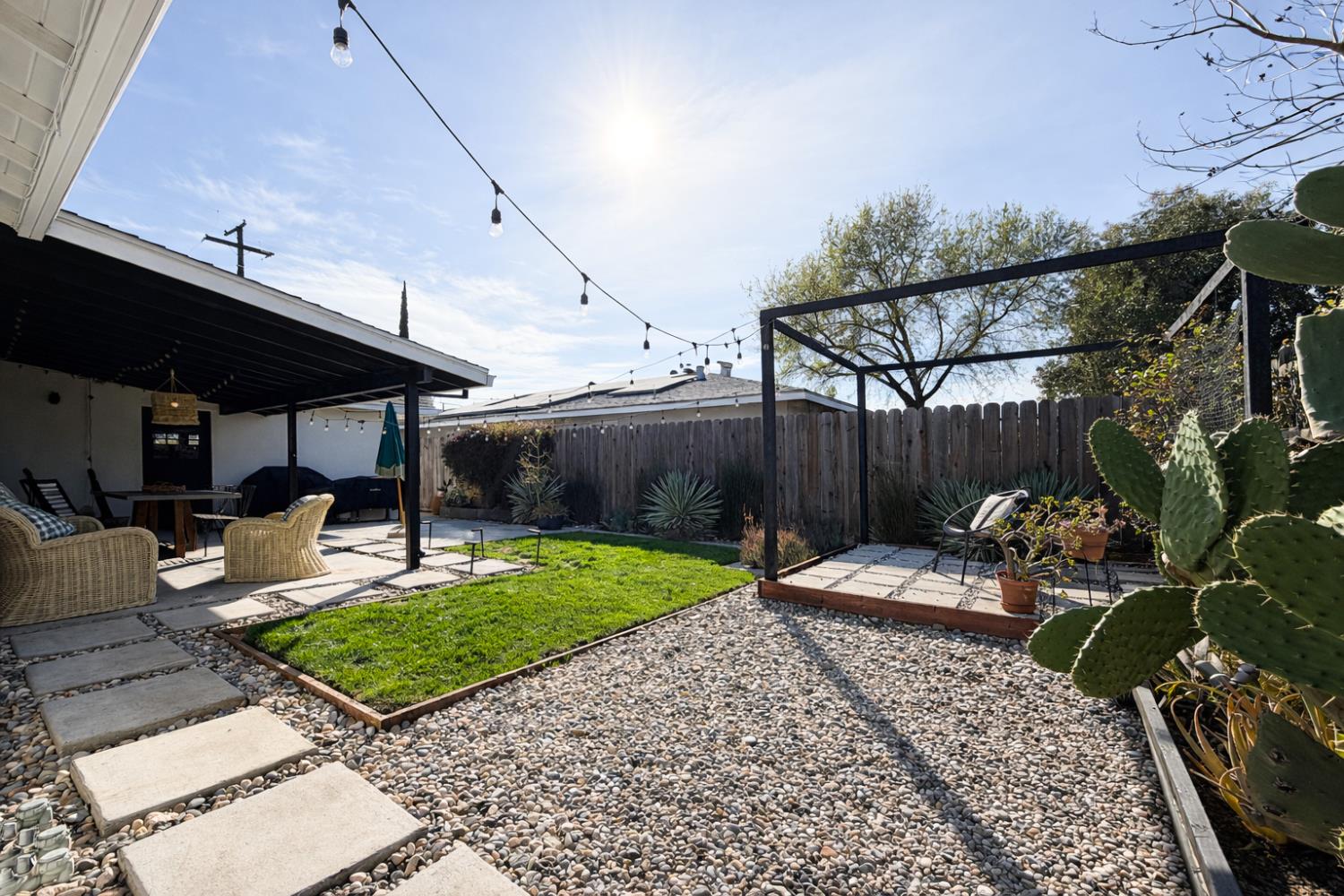 1029 Ventura Dr, Modesto, CA 95350