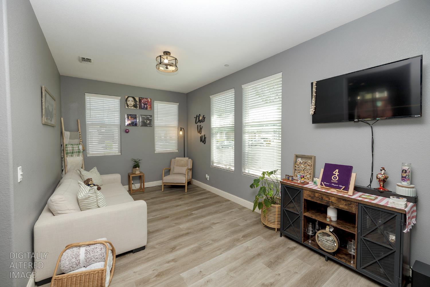 901 Haycastle Ct, Newman, CA 95360