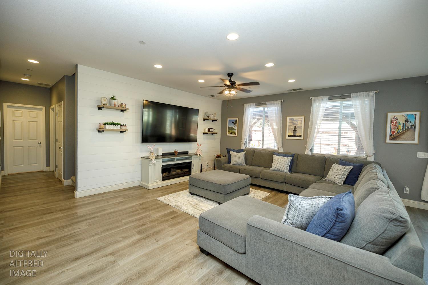 901 Haycastle Ct, Newman, CA 95360