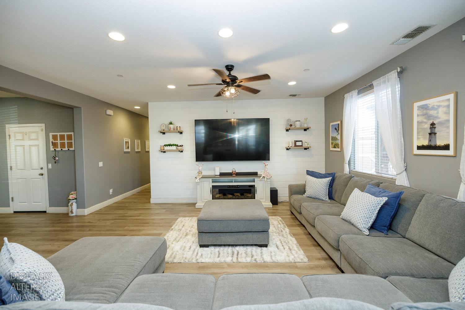 901 Haycastle Ct, Newman, CA 95360