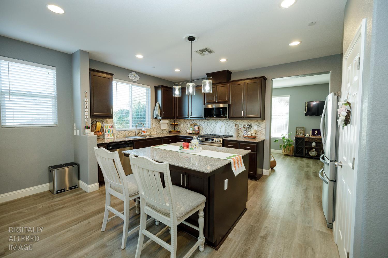 901 Haycastle Ct, Newman, CA 95360