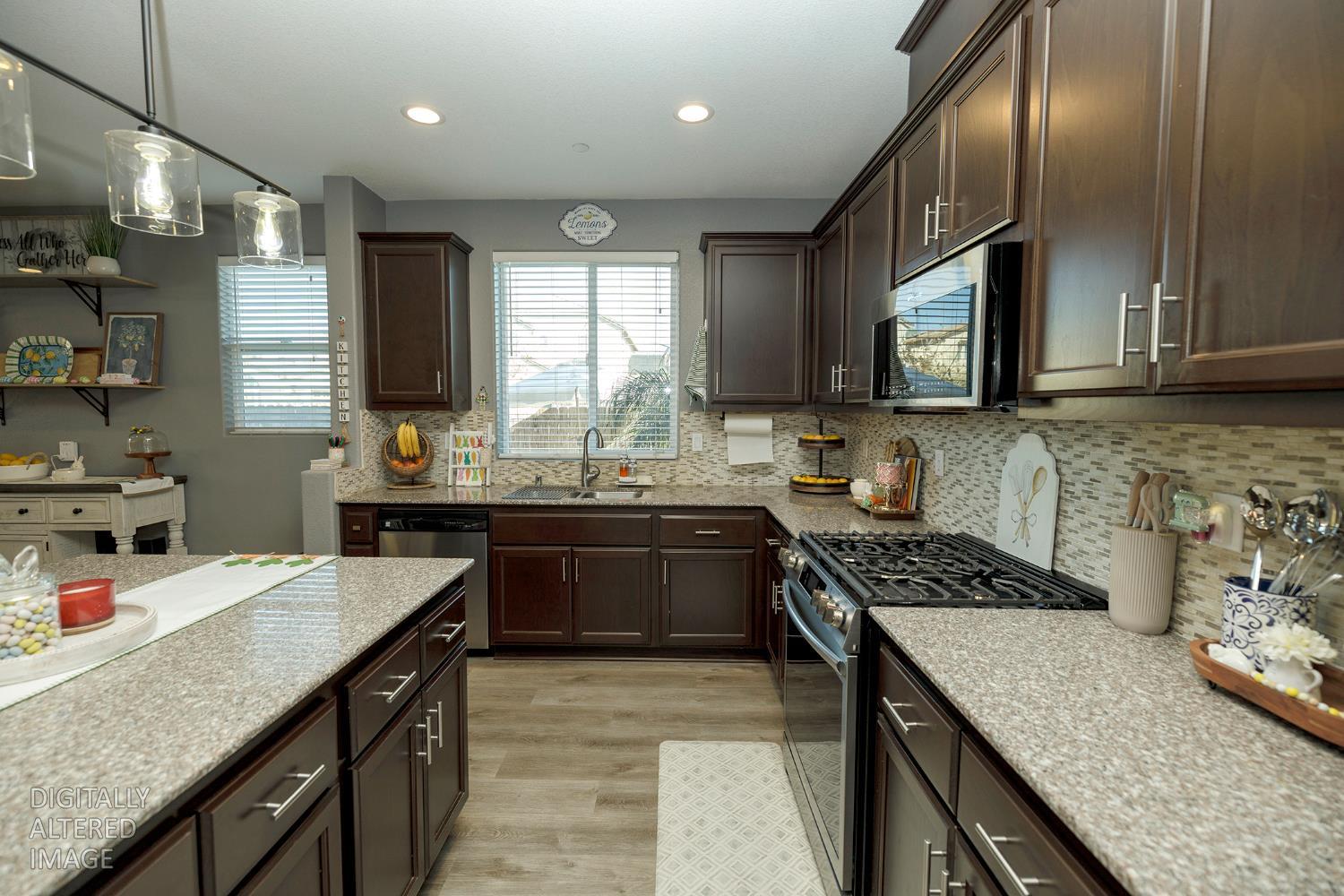 901 Haycastle Ct, Newman, CA 95360