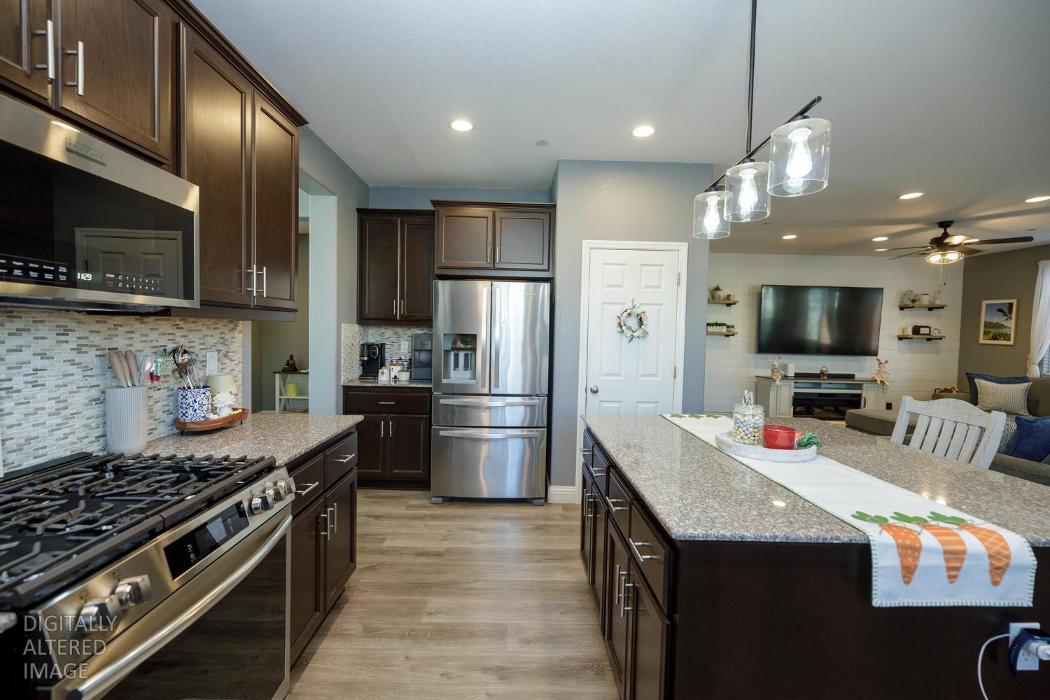 901 Haycastle Ct, Newman, CA 95360