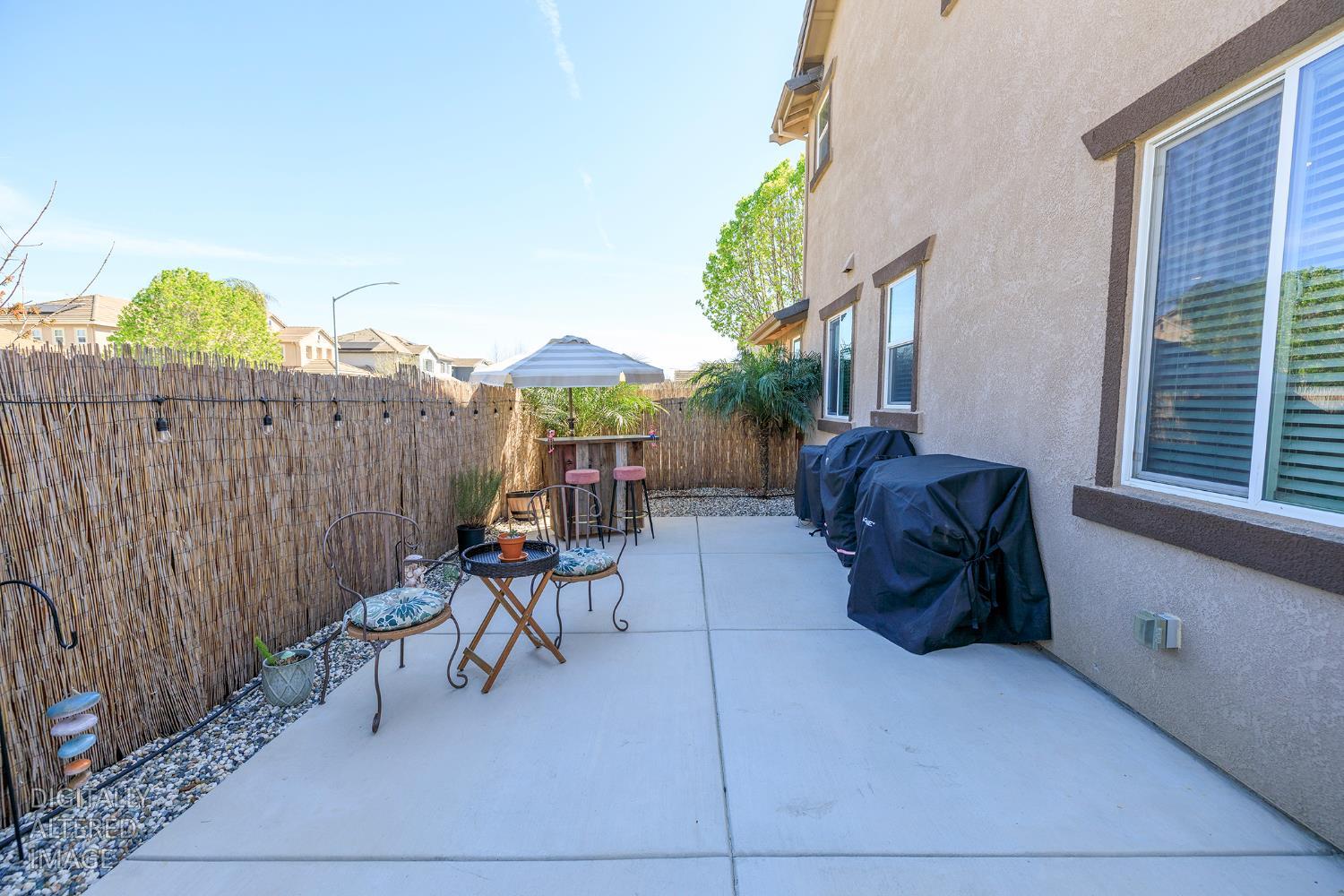 901 Haycastle Ct, Newman, CA 95360