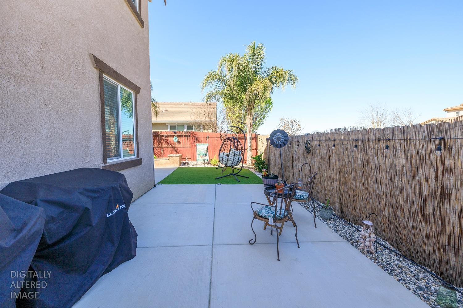 901 Haycastle Ct, Newman, CA 95360