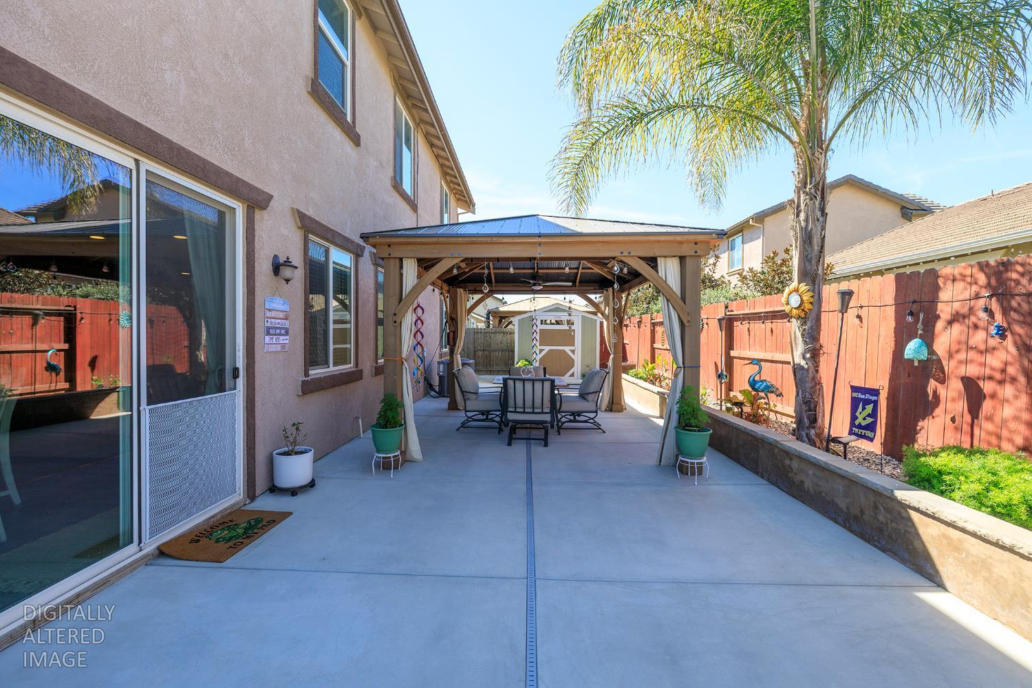 901 Haycastle Ct, Newman, CA 95360