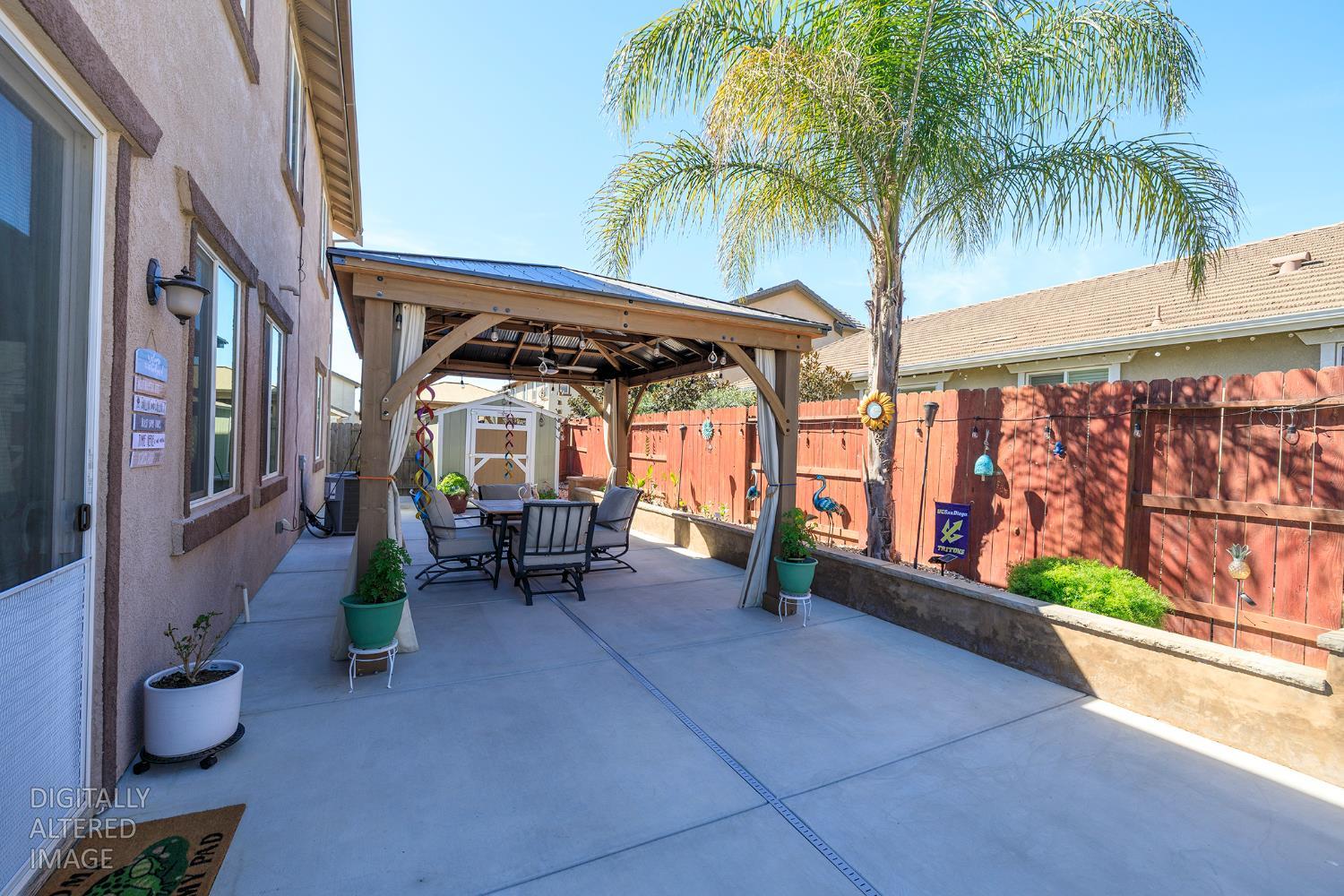 901 Haycastle Ct, Newman, CA 95360