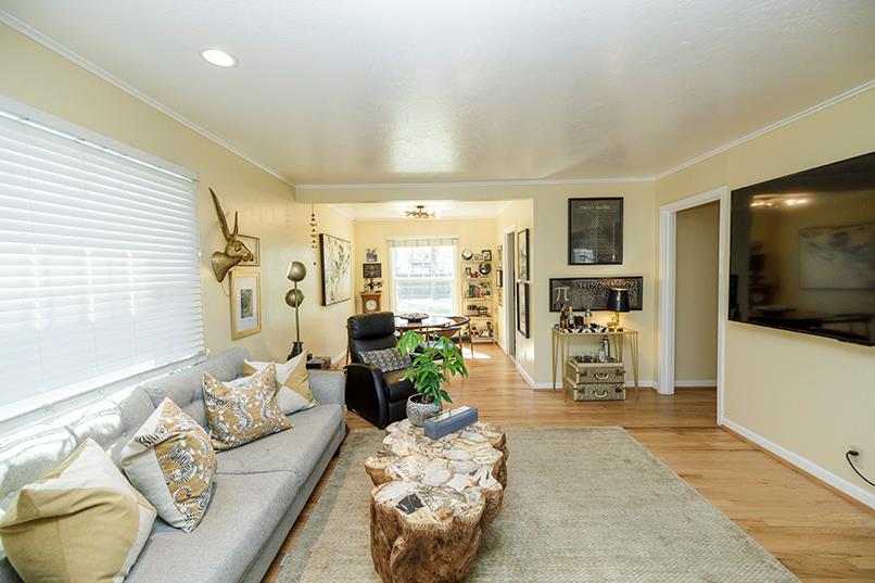 1424 Roseburg Ave, Modesto, CA 95350