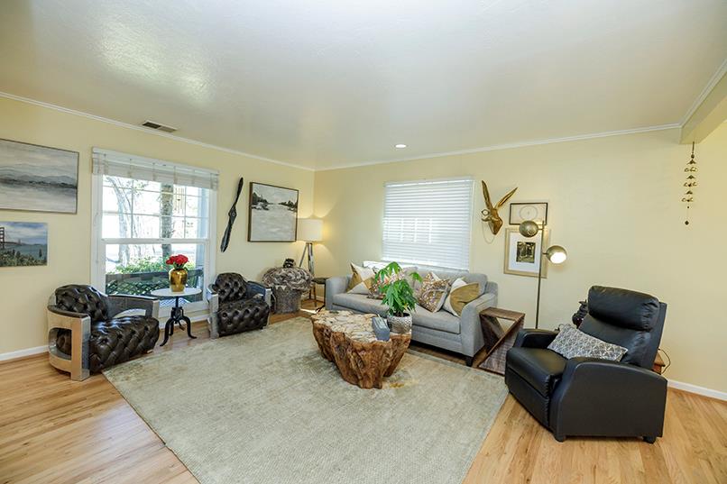 1424 Roseburg Ave, Modesto, CA 95350