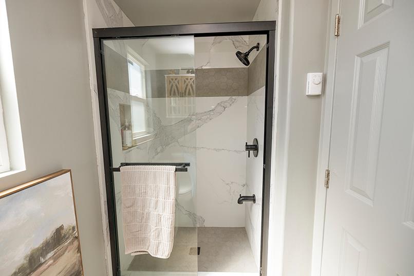 1424 Roseburg Ave, Modesto, CA 95350