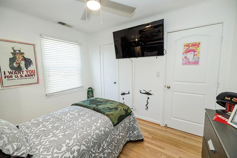 1424 Roseburg Ave, Modesto, CA 95350