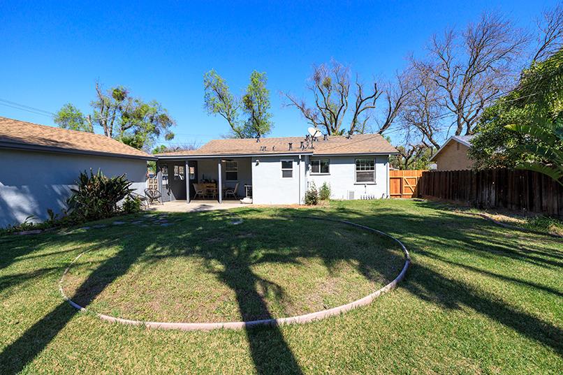 1424 Roseburg Ave, Modesto, CA 95350