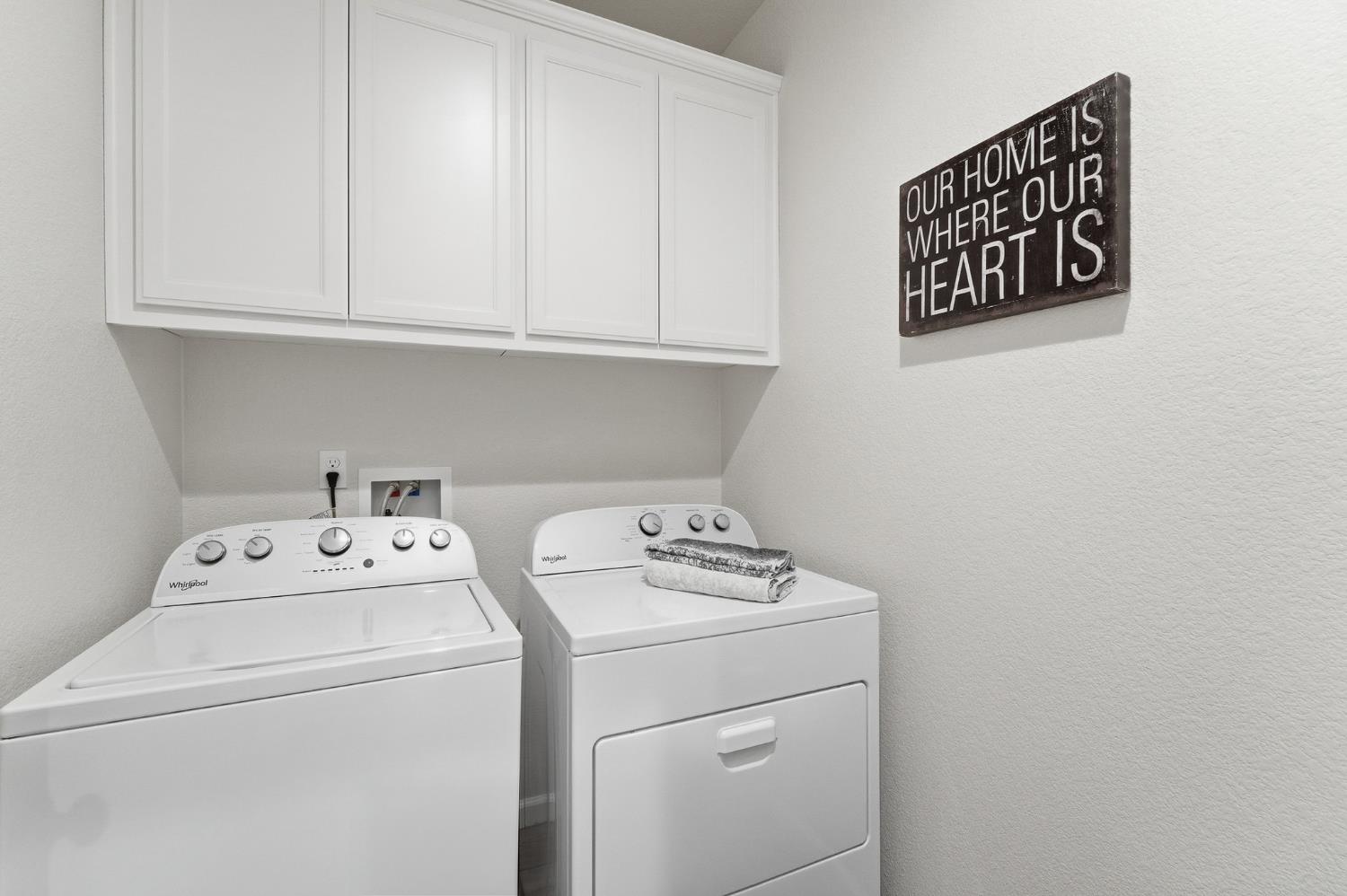 656 Chestnut St, Oakdale, CA 95361