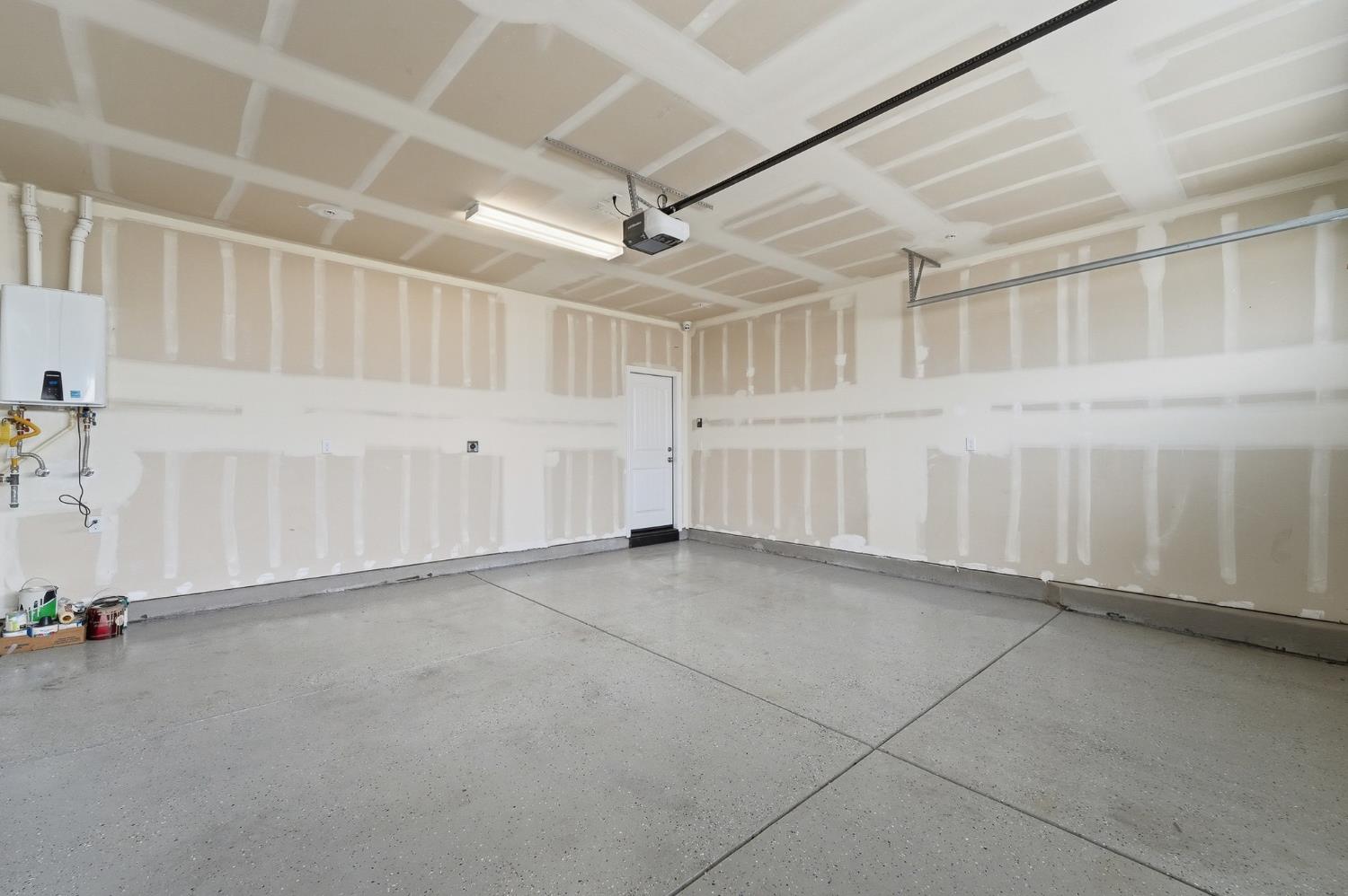 656 Chestnut St, Oakdale, CA 95361