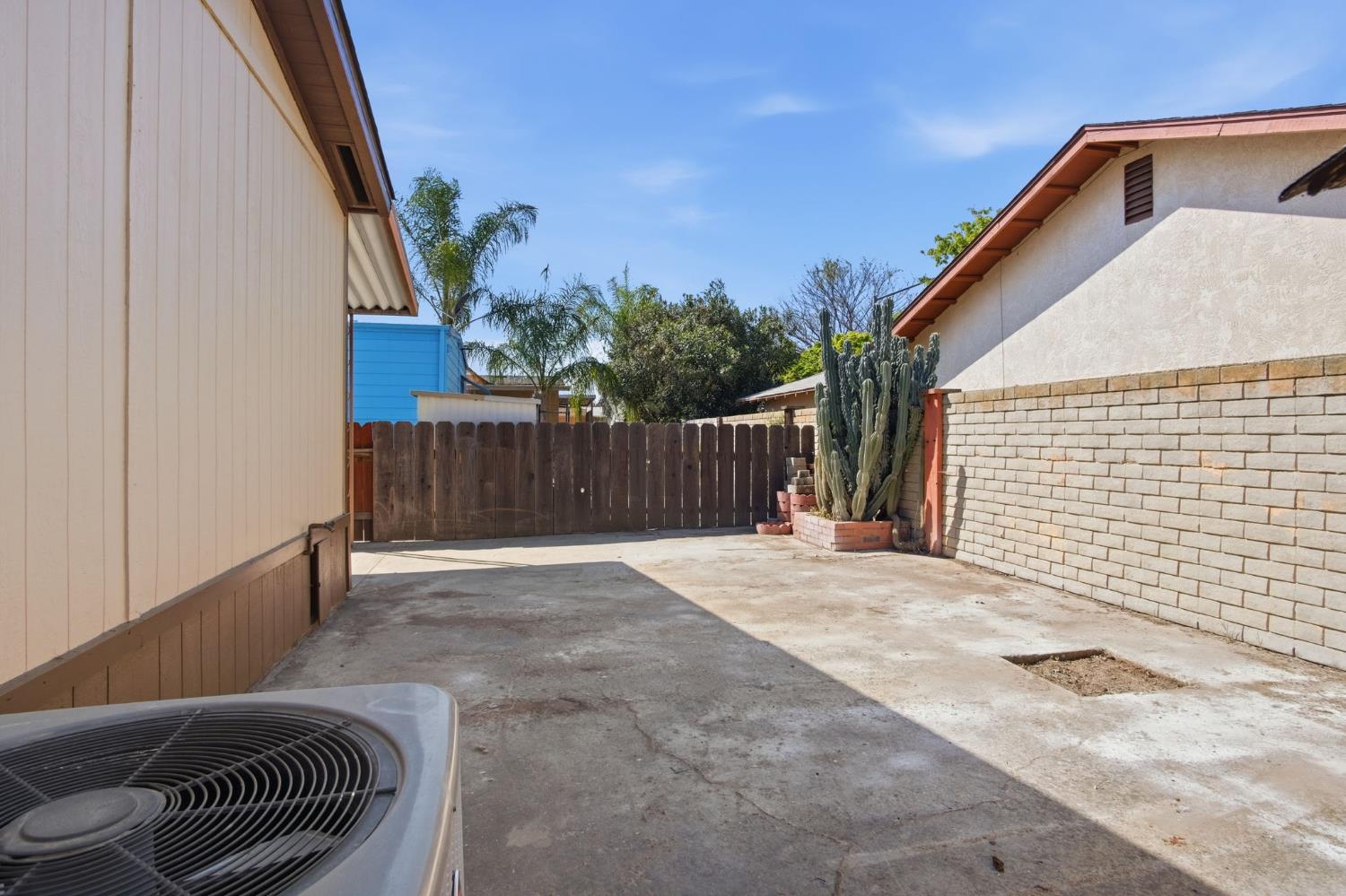 1200 S. Carpenter Road #10, Modesto, CA 95351