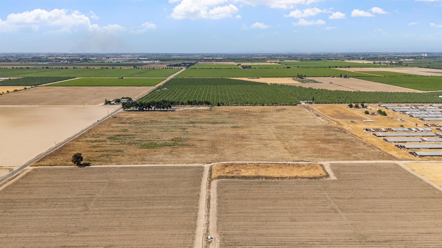 4108 4498 Weir Ave, Livingston, CA 95334