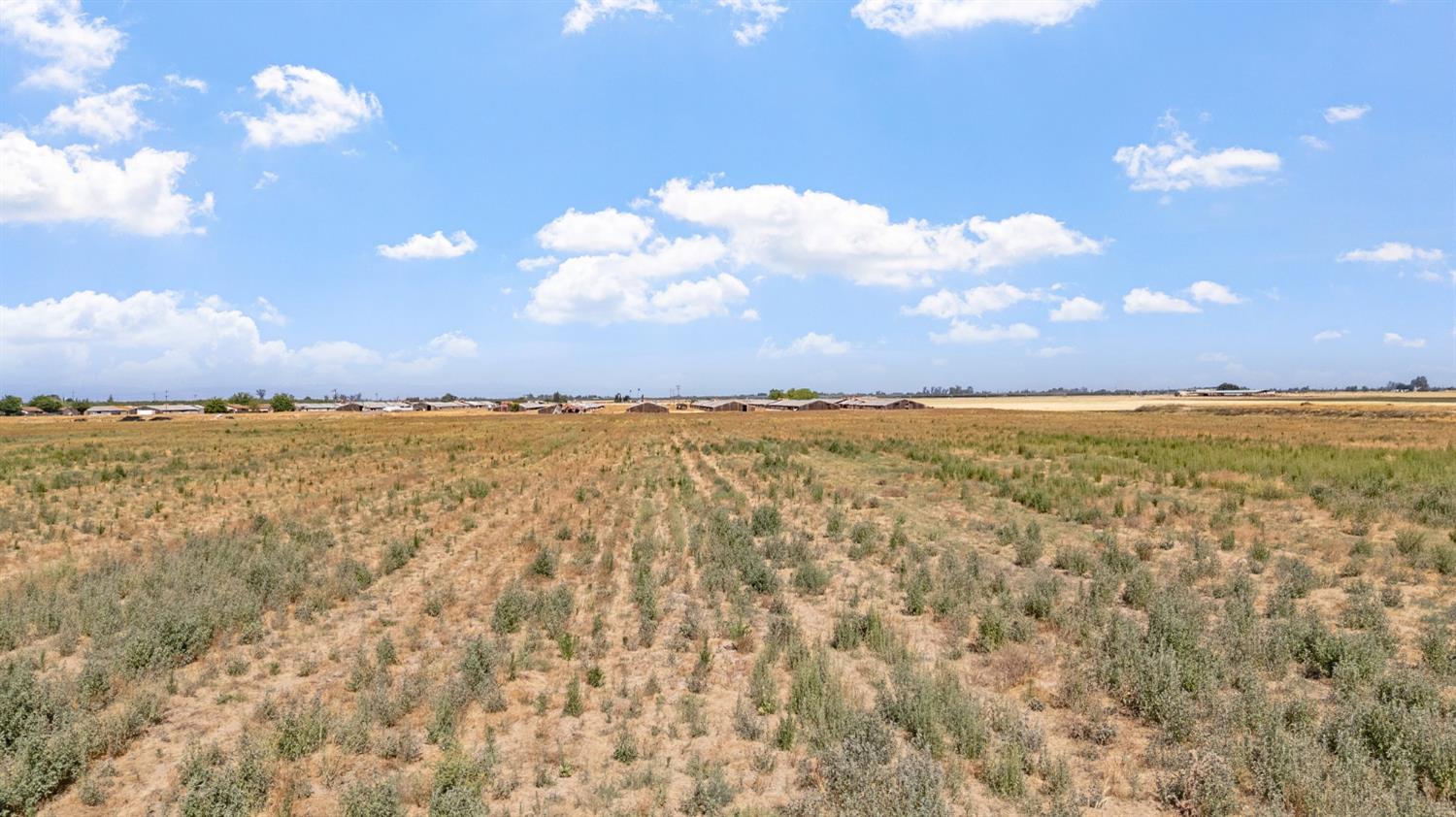 4108 4498 Weir Ave, Livingston, CA 95334