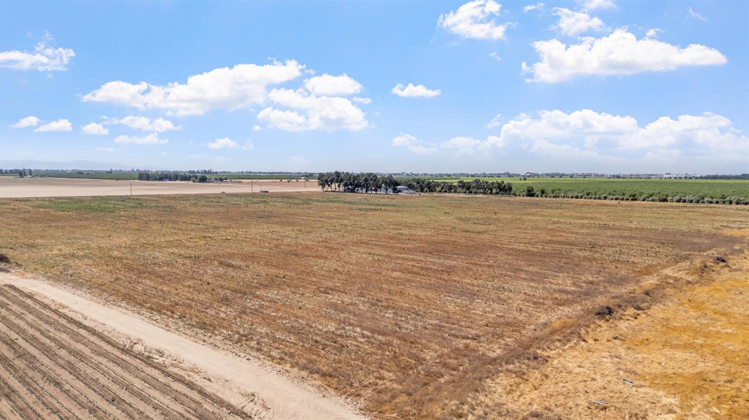 4108 4498 Weir Ave, Livingston, CA 95334