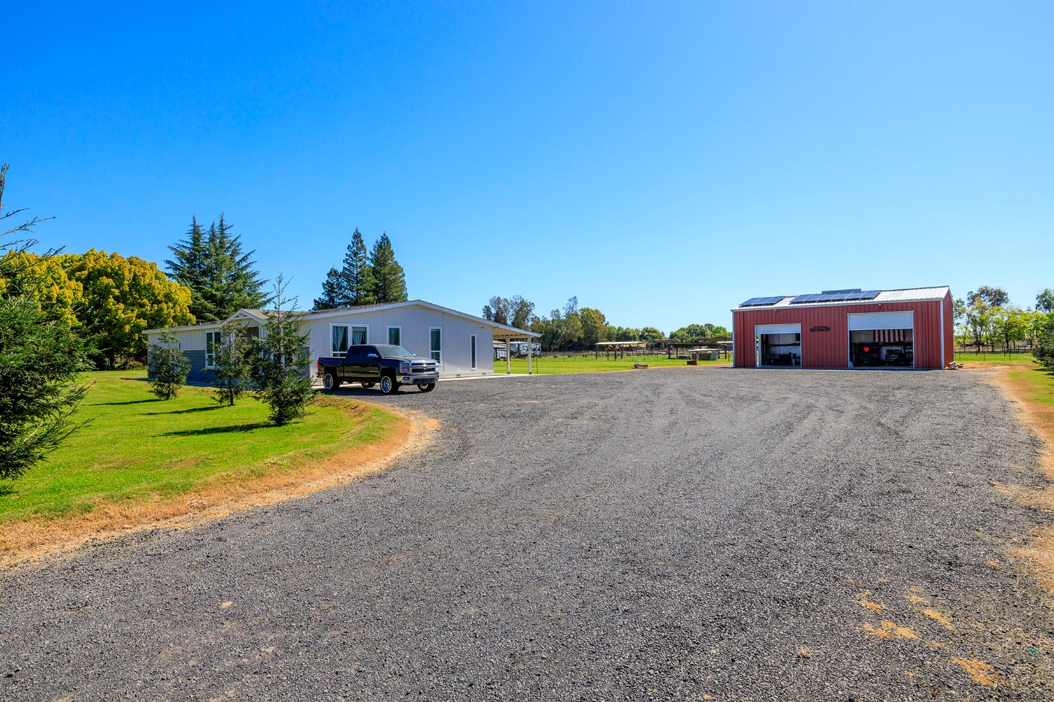 12420 Lancaster Rd, Oakdale, CA 95361