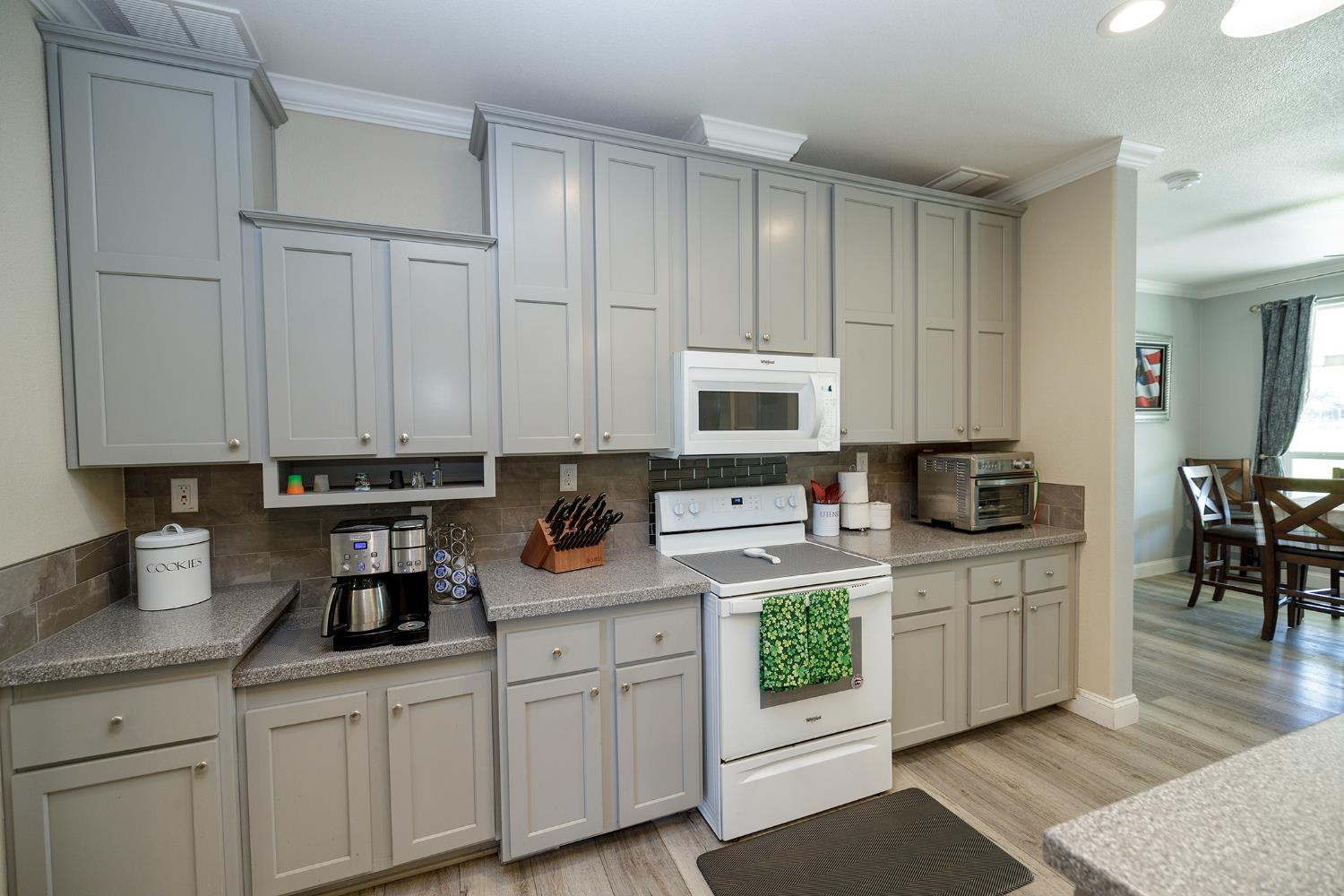 12420 Lancaster Rd, Oakdale, CA 95361